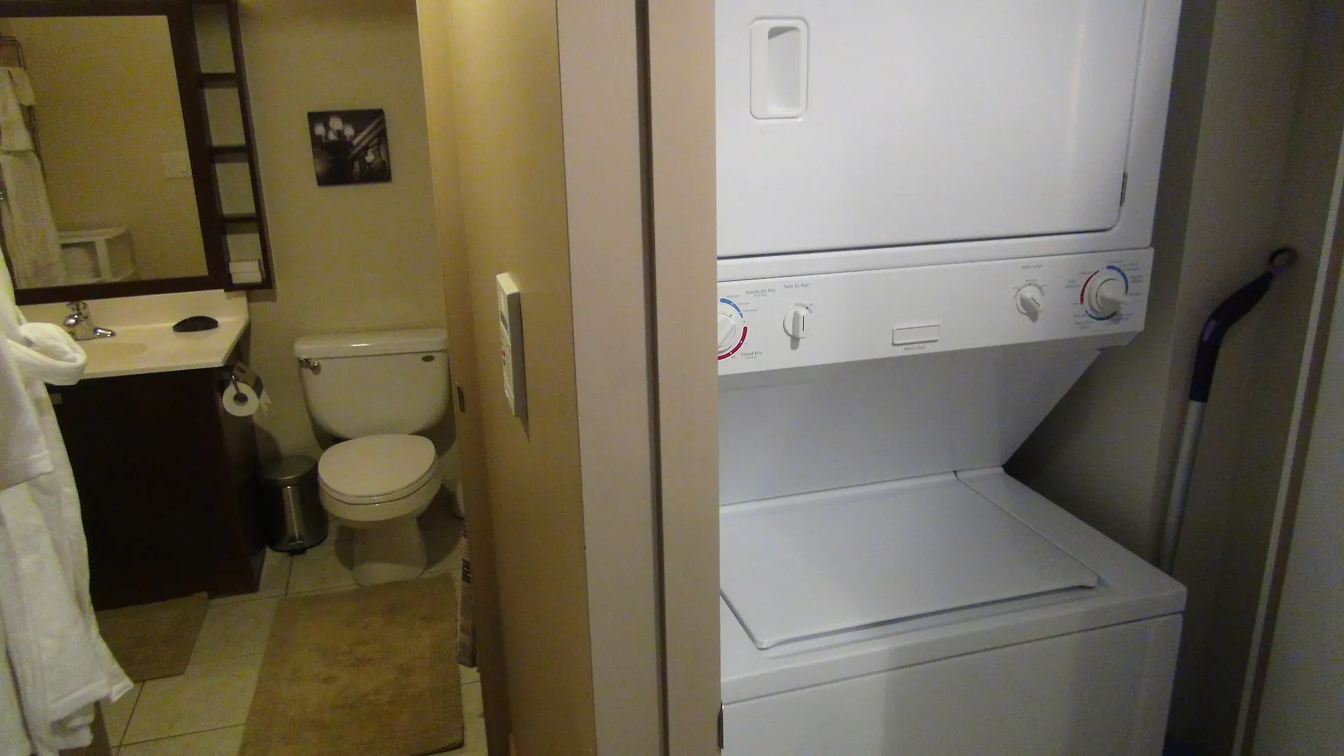 아파트 Visitor Accommodation 토론토